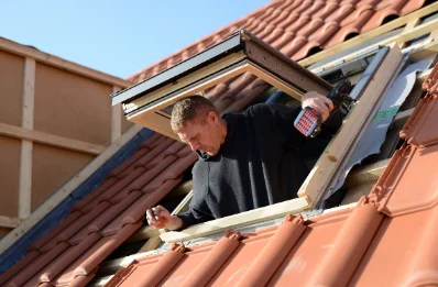 Pose de fenêtres de toit Velux à Pinterville